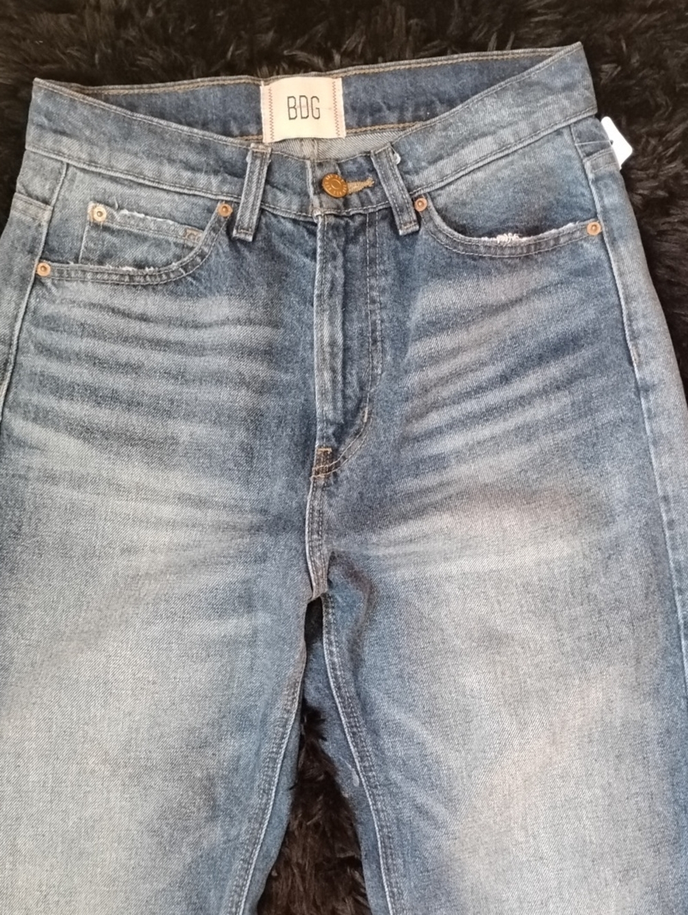 BDG Women's "Cowboy Jeans" (27) - Picture 10 of 14